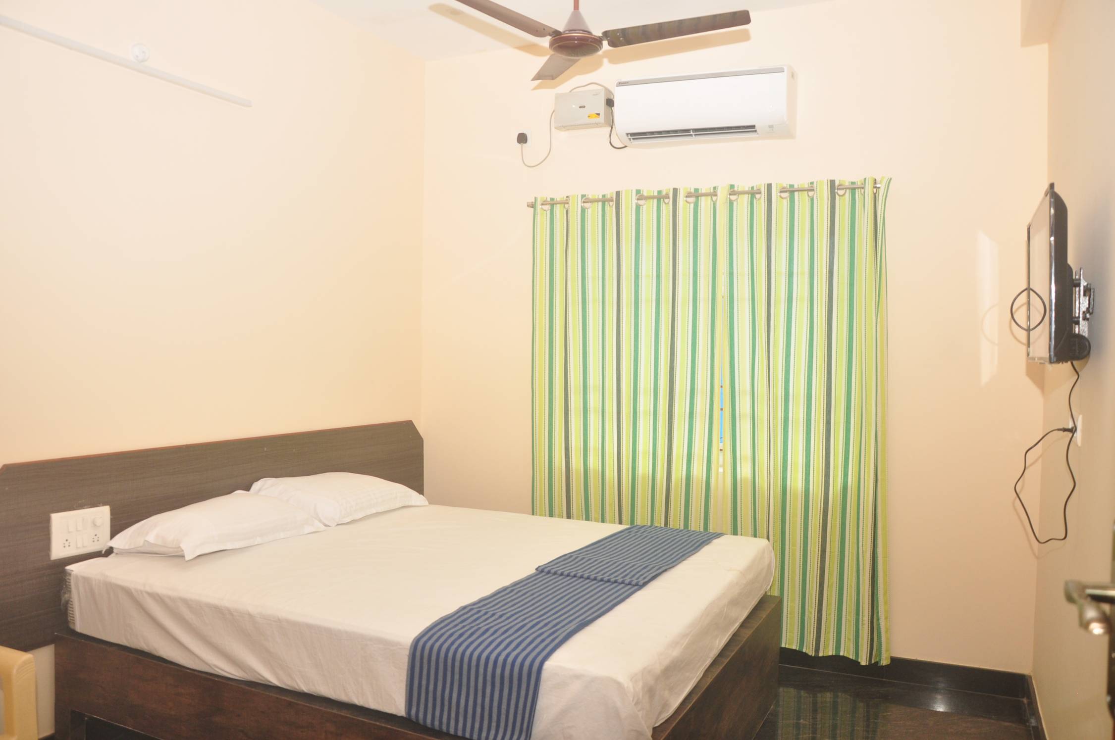 HOTEL AISHWARIYAM, Mayiladuthurai 4