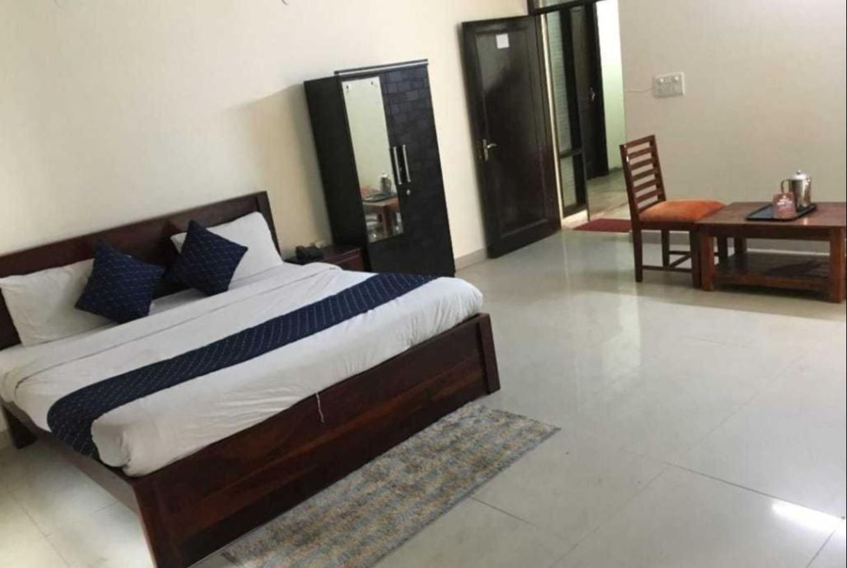 Shelly Home Stay, New Delhi 4