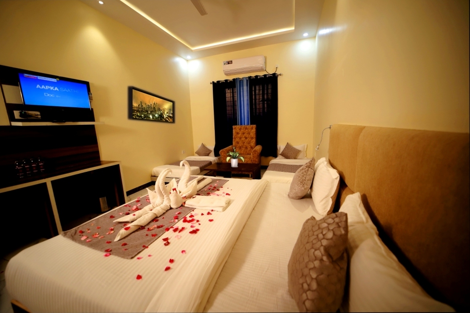 Hotel The Grand, Jabalpur 4