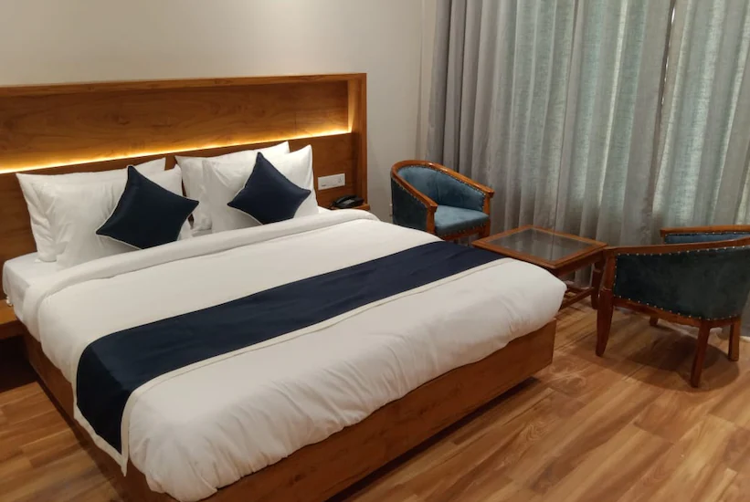 Hotel City Life, Zirakpur 3