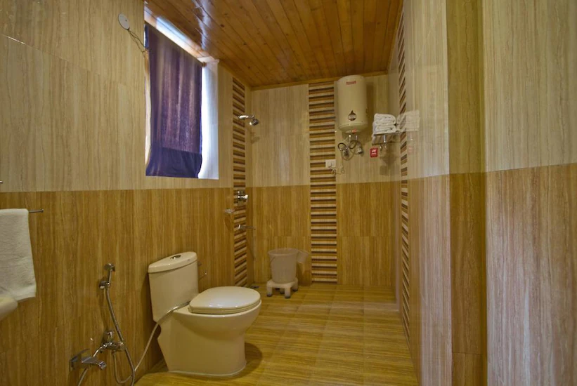 NATURE Home (Namah 5BHK Cottage ) (by Dumnu Homes), Manali 2