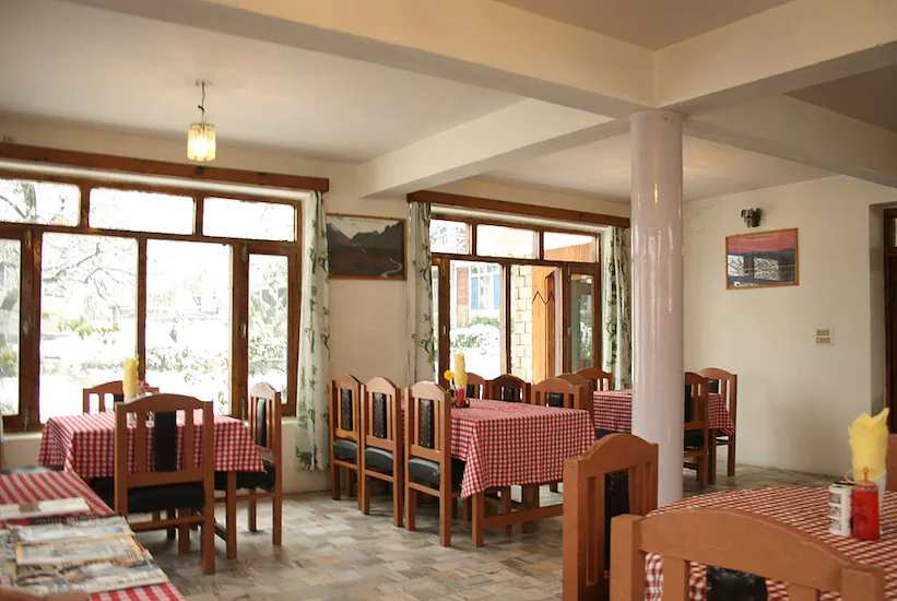 Tourist Hotel (10 Mins Walking from Mall), Manali 2