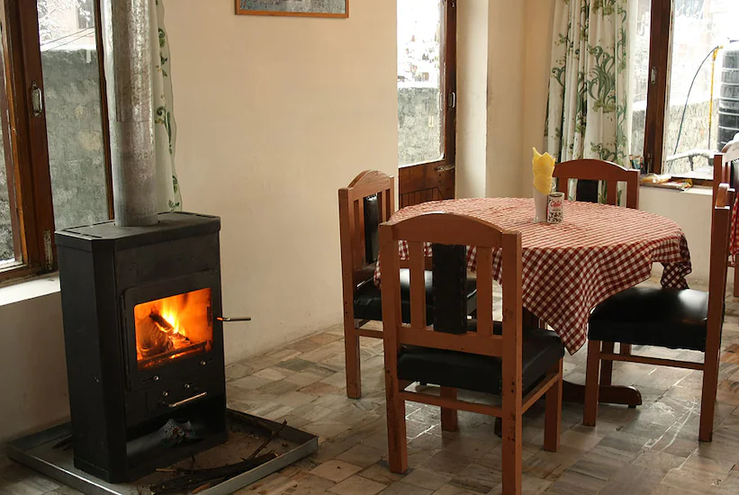 Tourist Hotel (10 Mins Walking from Mall), Manali 5