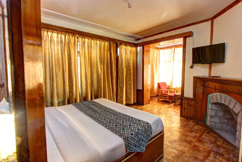 Hotel Holiday Home International, Manali 3