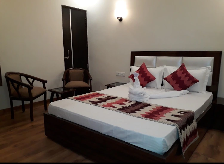 Wisteria Hotel and Restaurants, Chandigarh 4