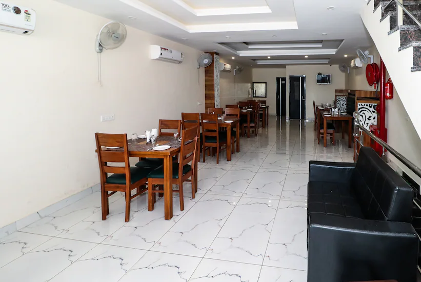Wisteria Hotel and Restaurants, Chandigarh 5