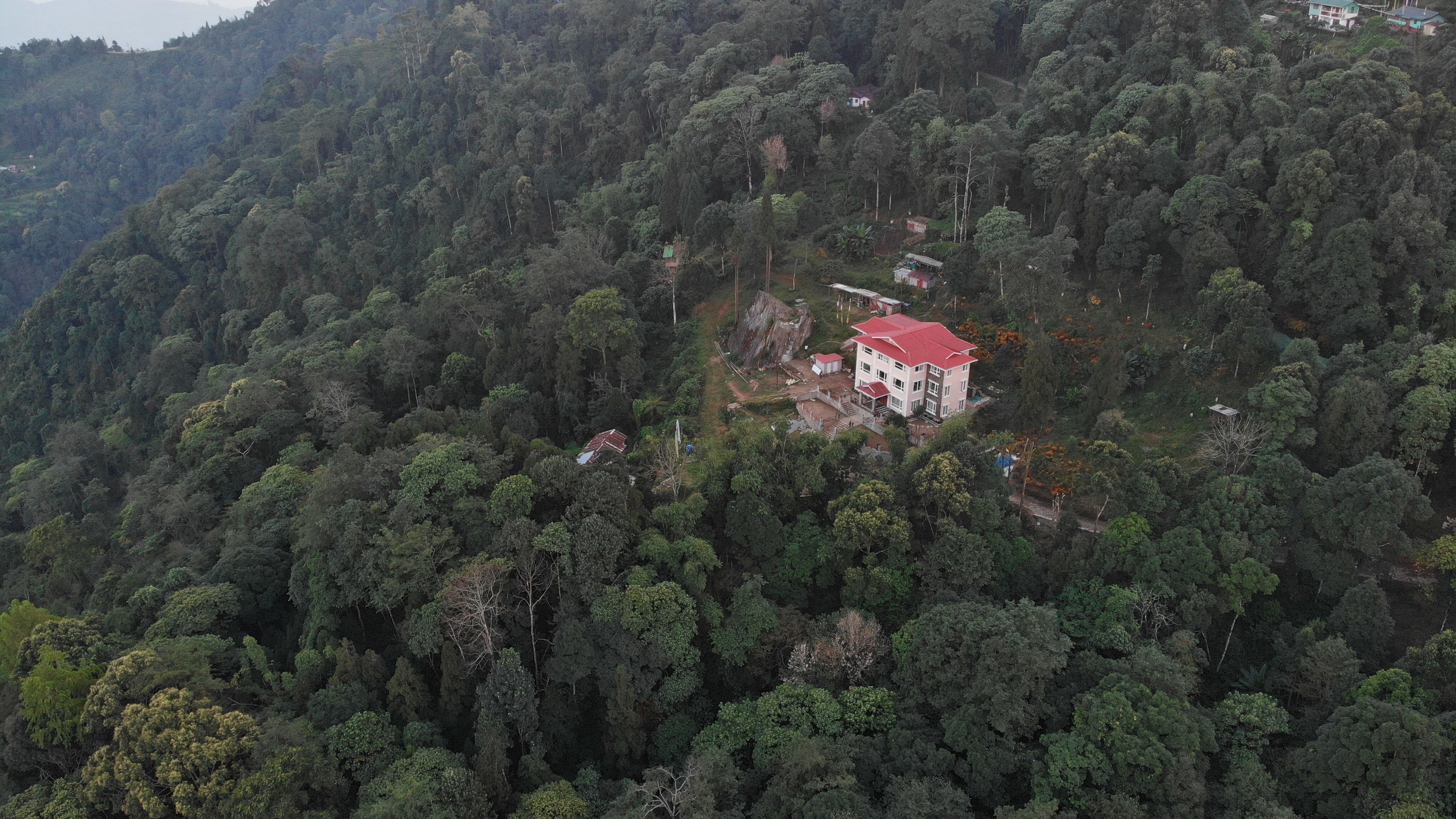 Tinchuley Ratna Vajra Vatika Resort, Darjeeling 2