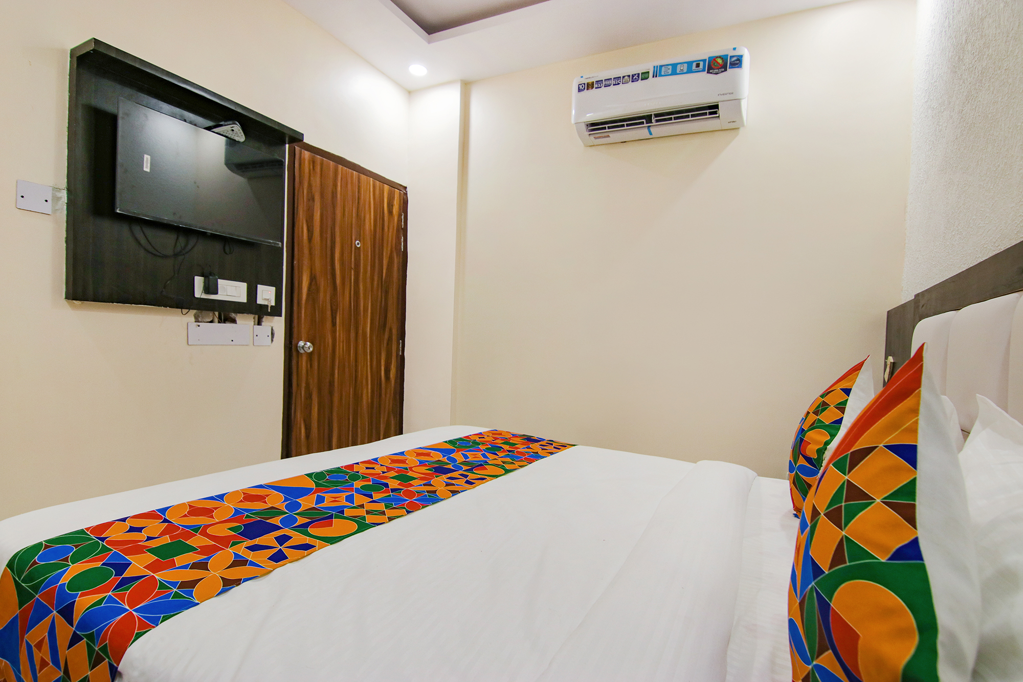 FabHotel Palm Plaza, Zirakpur 4