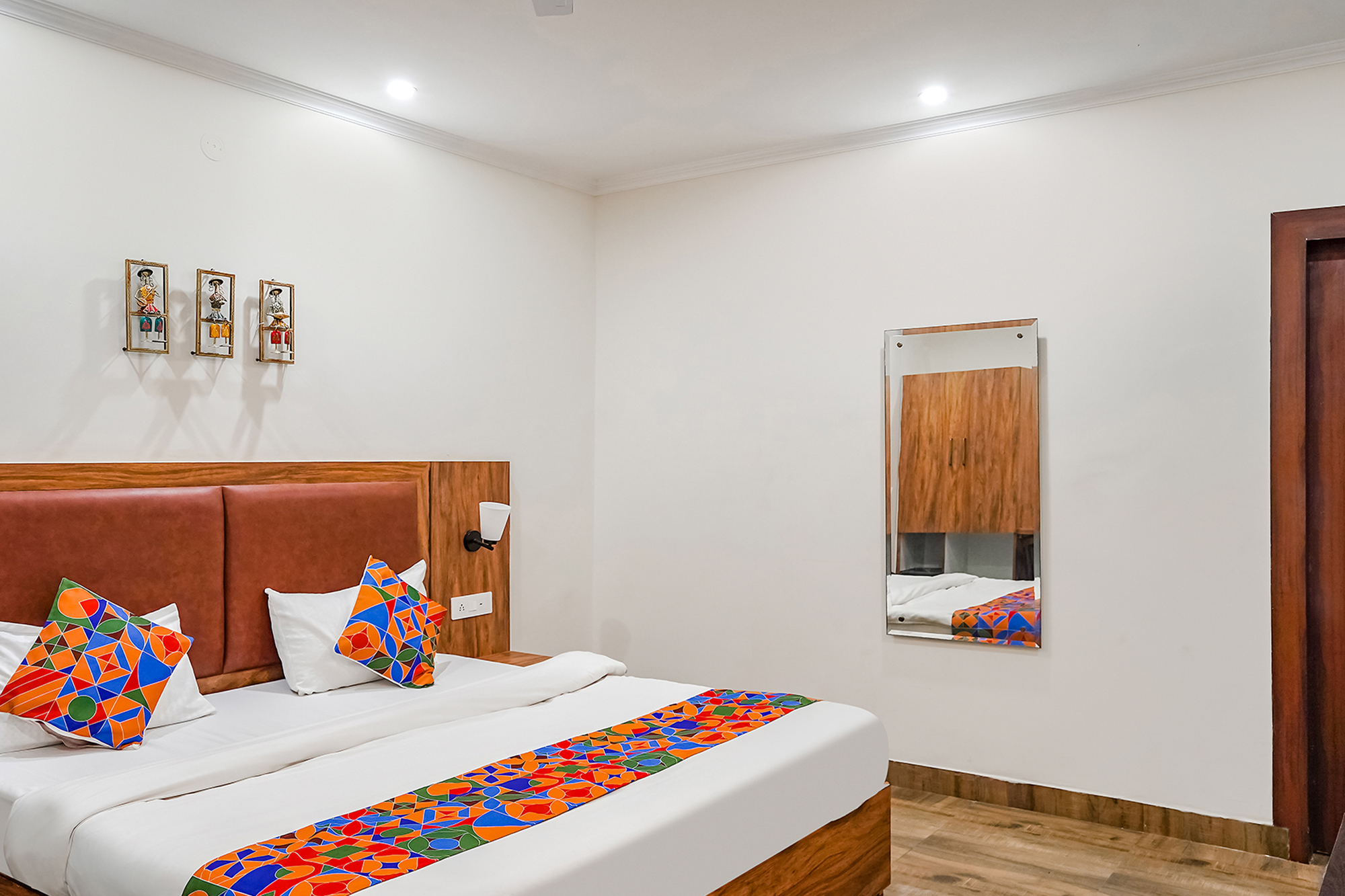 FabHotel The Ansal, Noida 4