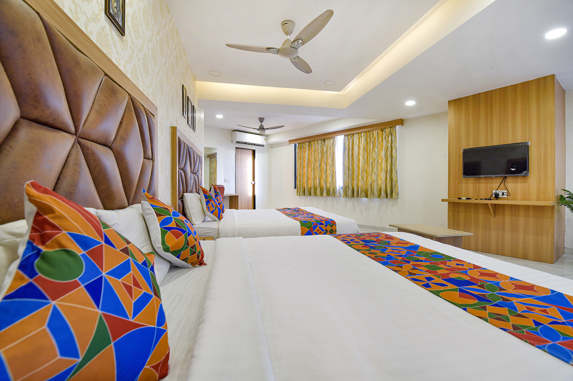 FabHotel Lee Grand Inn, Ahmedabad 4
