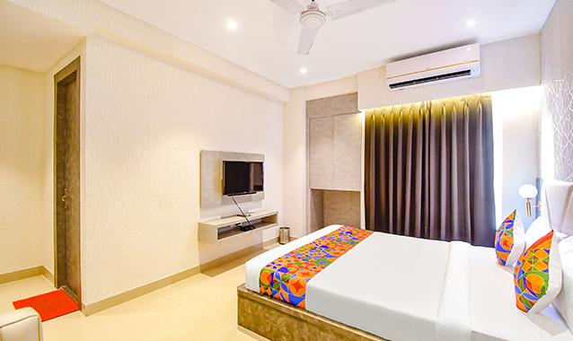 FabHotel Lake View, Kolkata