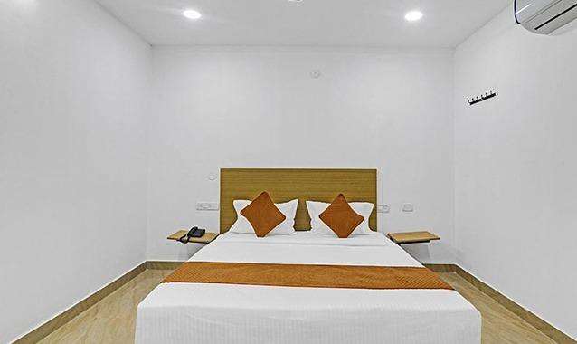 FabHotel The Alphabet Financial District, Hyderabad 5