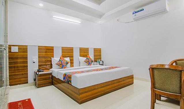 FabHotel GP Royal, Chandigarh 4