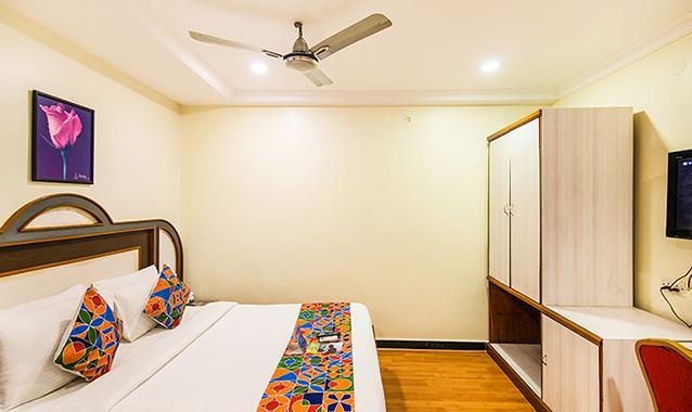 FabHotel Green Tree Inn I, Chennai 5