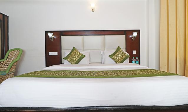 FabHotel Six Season Regency, Manali 1