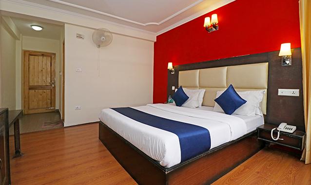 FabHotel Six Season Regency, Manali 2