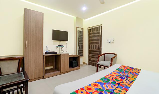 FabHotel Grand Metro, Lucknow 5