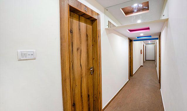 FabHotel Babas Residency, Mumbai 3