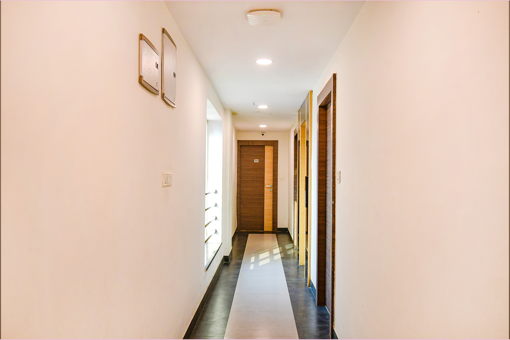 FabHotel Kzar Select, Kolkata 5