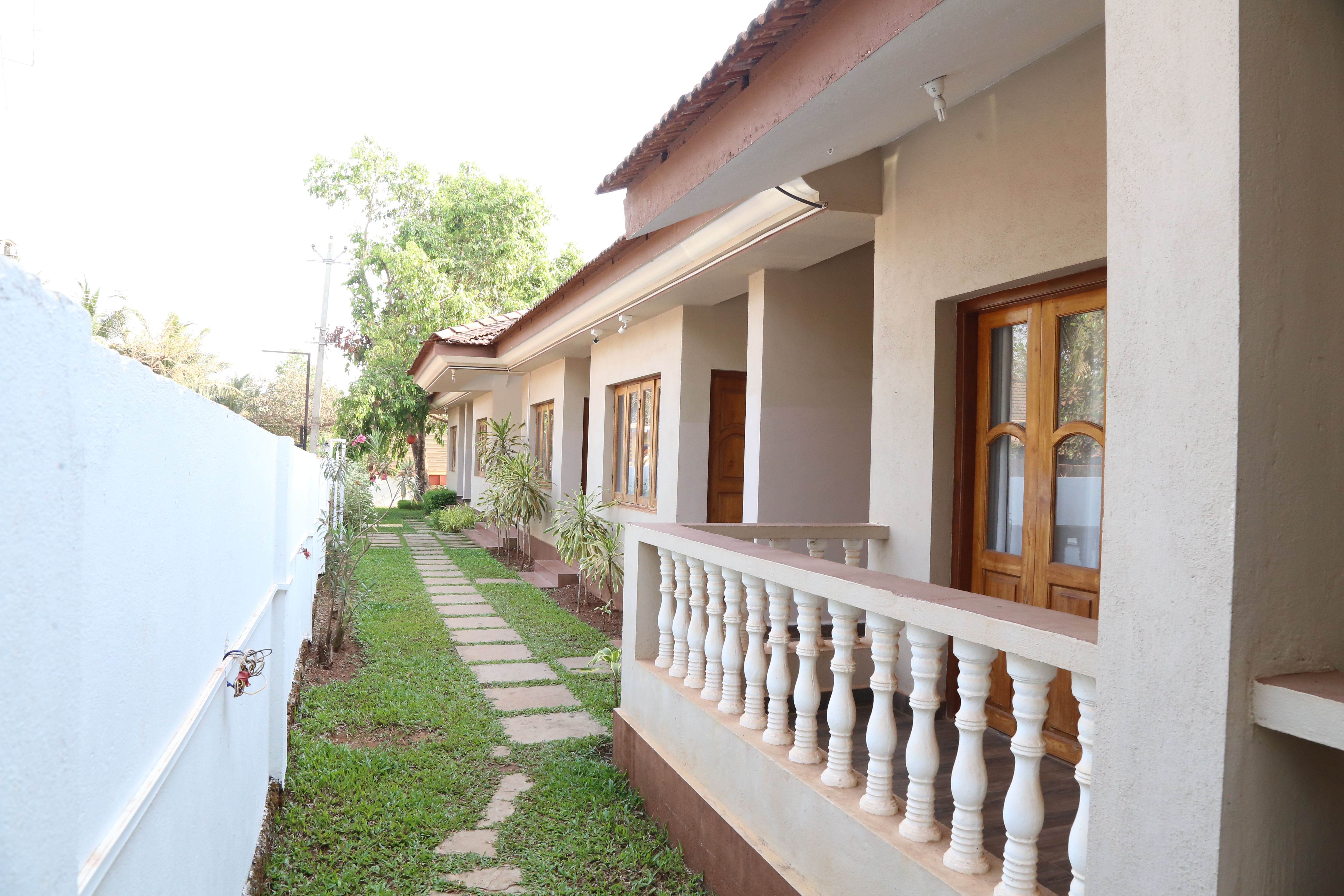 Suite Rooms With Balcony Garden View 