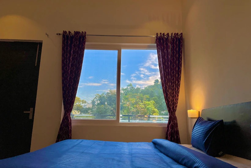 Hostel by the Lake Hill in Bhujiyaghat, Nainital 4