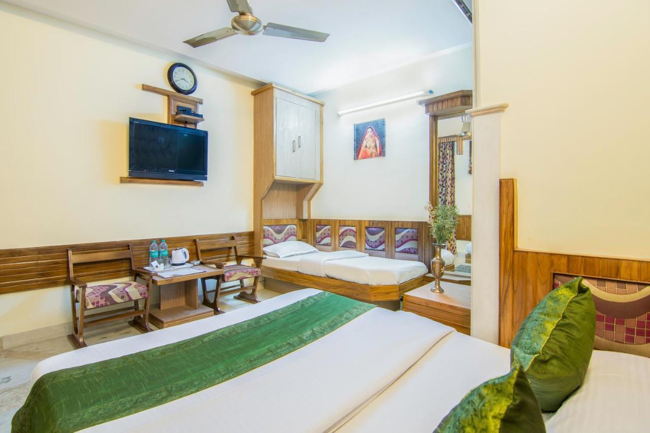 تريبو تريند ناتراج يس بليز, New Delhi 4