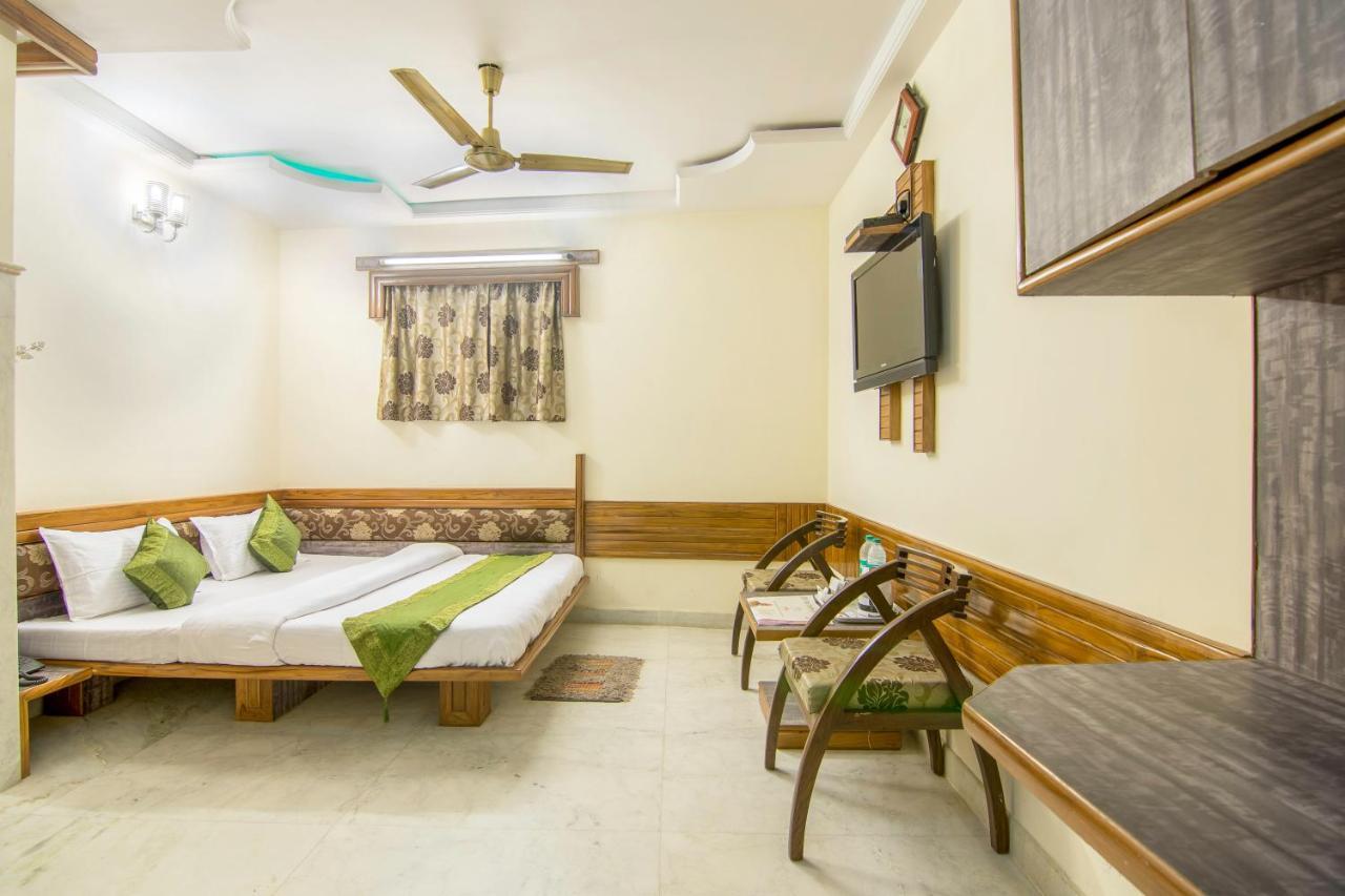 تريبو تريند ناتراج يس بليز, New Delhi 5