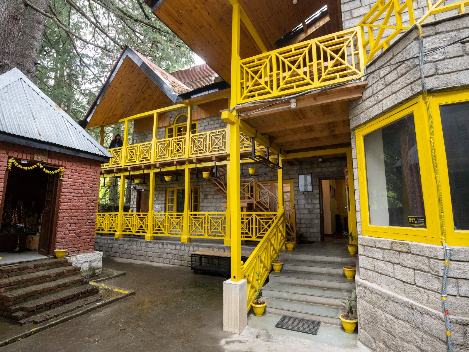 The Hosteller Manali