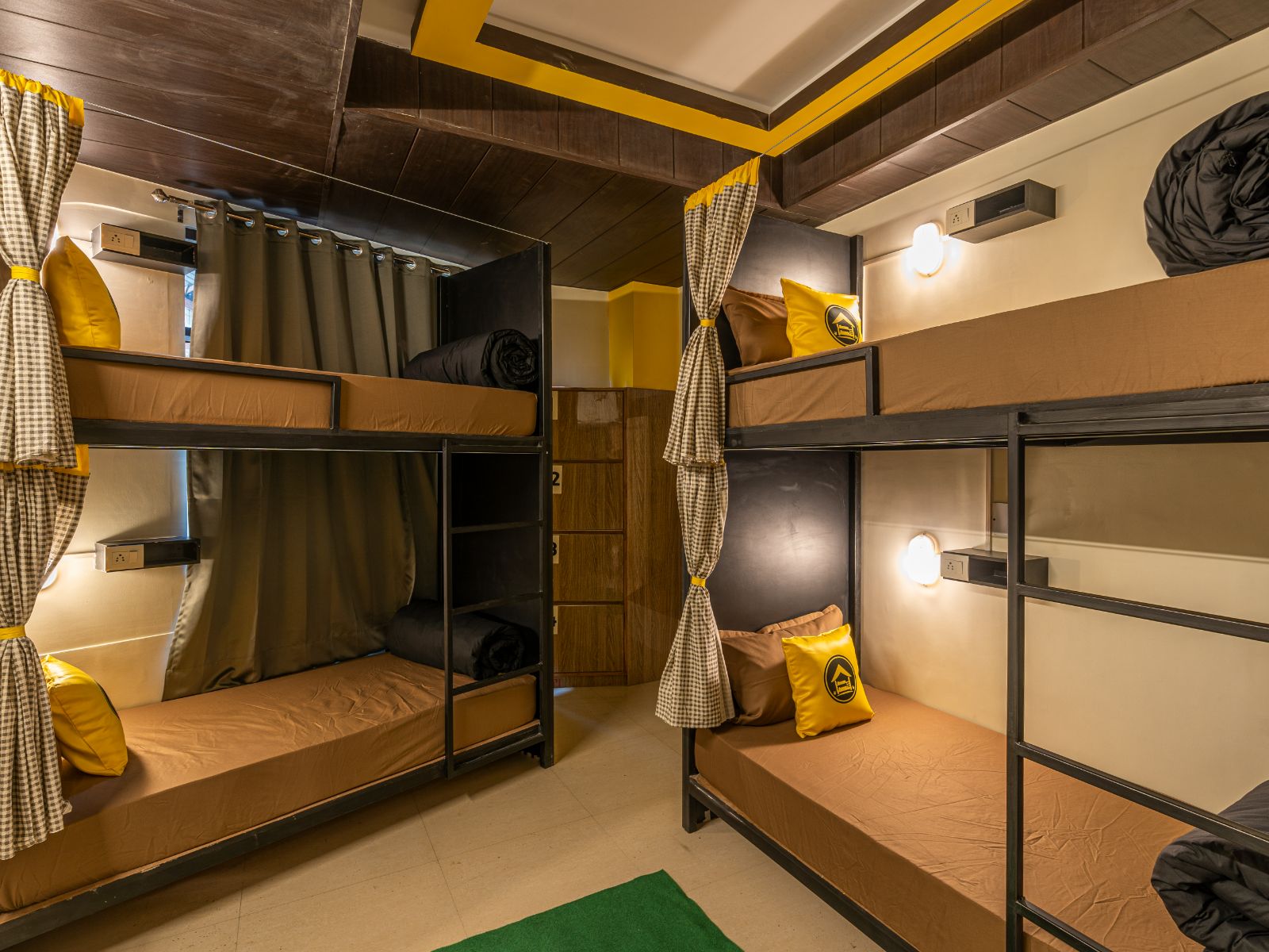 Bed in 6 Bed Mixed Dormitory