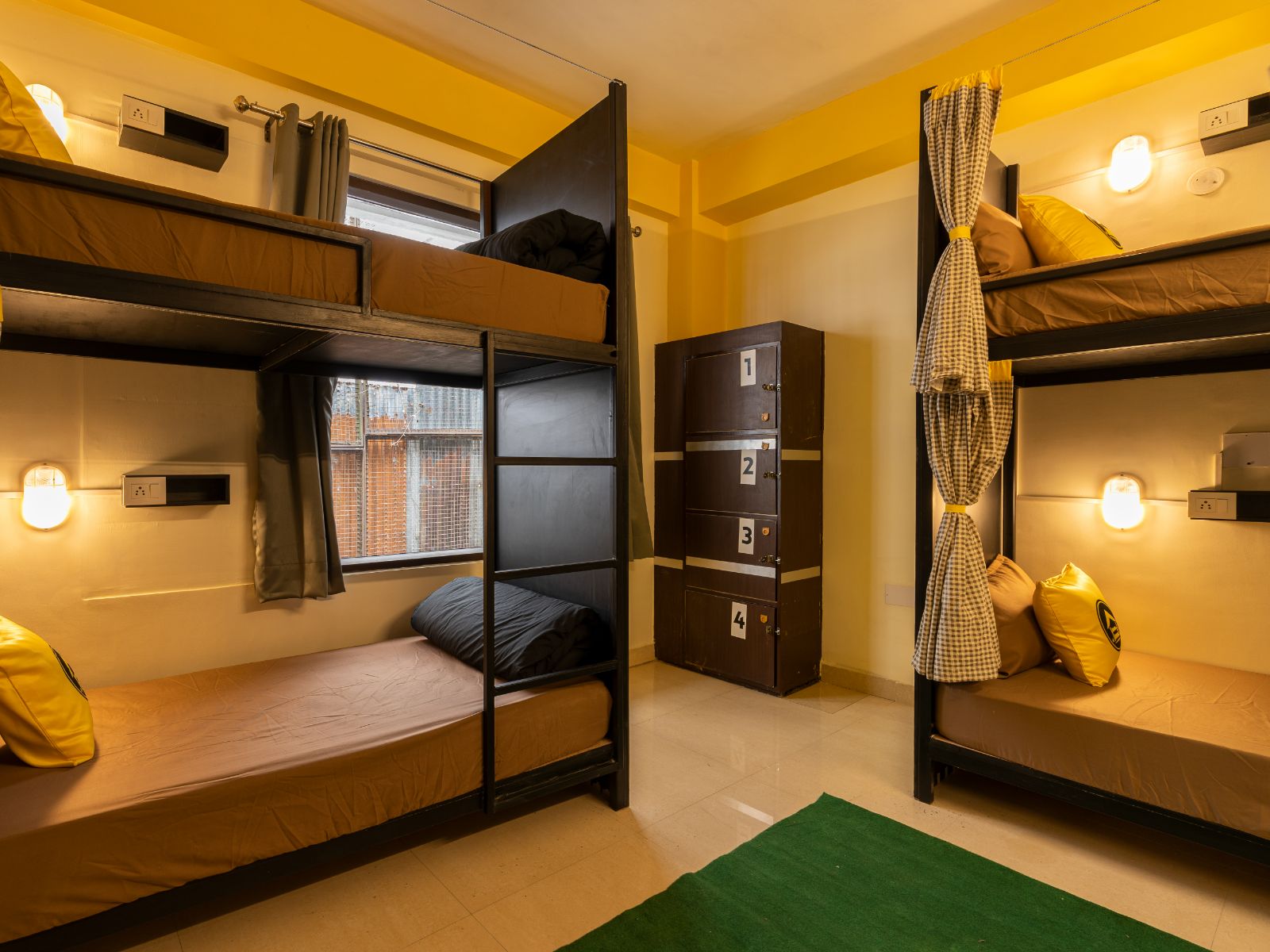 Bed in 4 Bed Mixed Dormitory