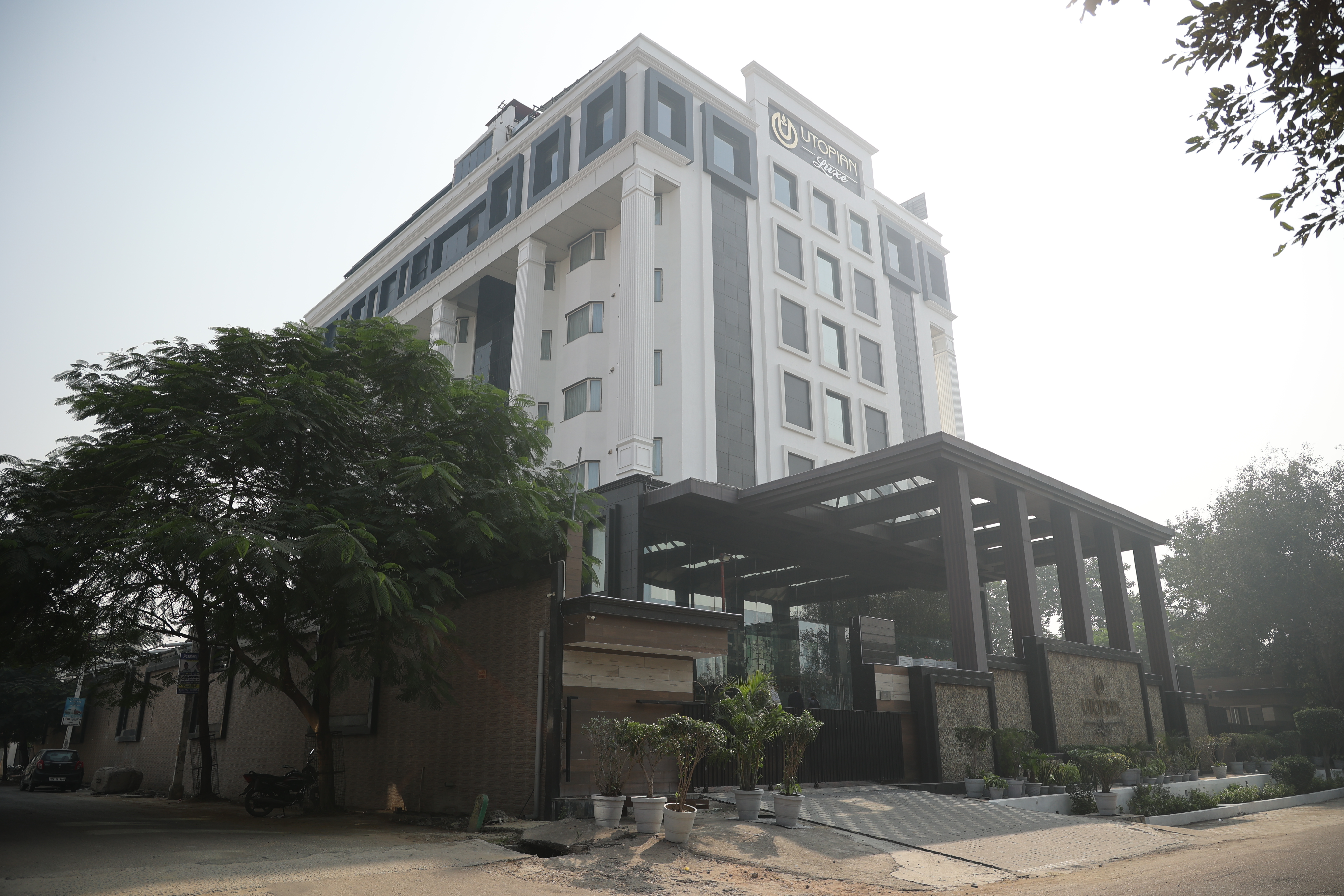 Utopian Luxe, Lucknow