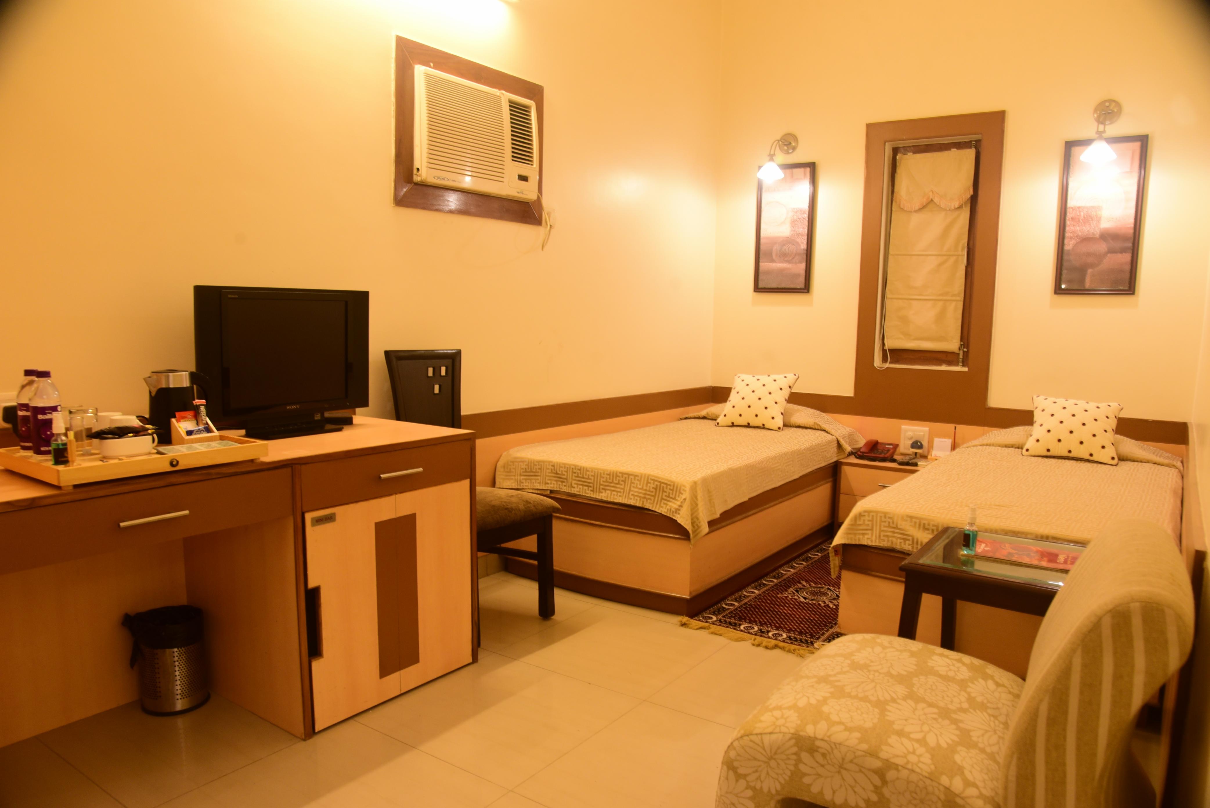 Hotel Cresent Villa, Varanasi 5