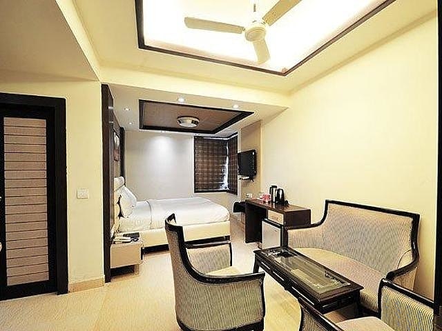 Hotel J S Residency, Varanasi 5