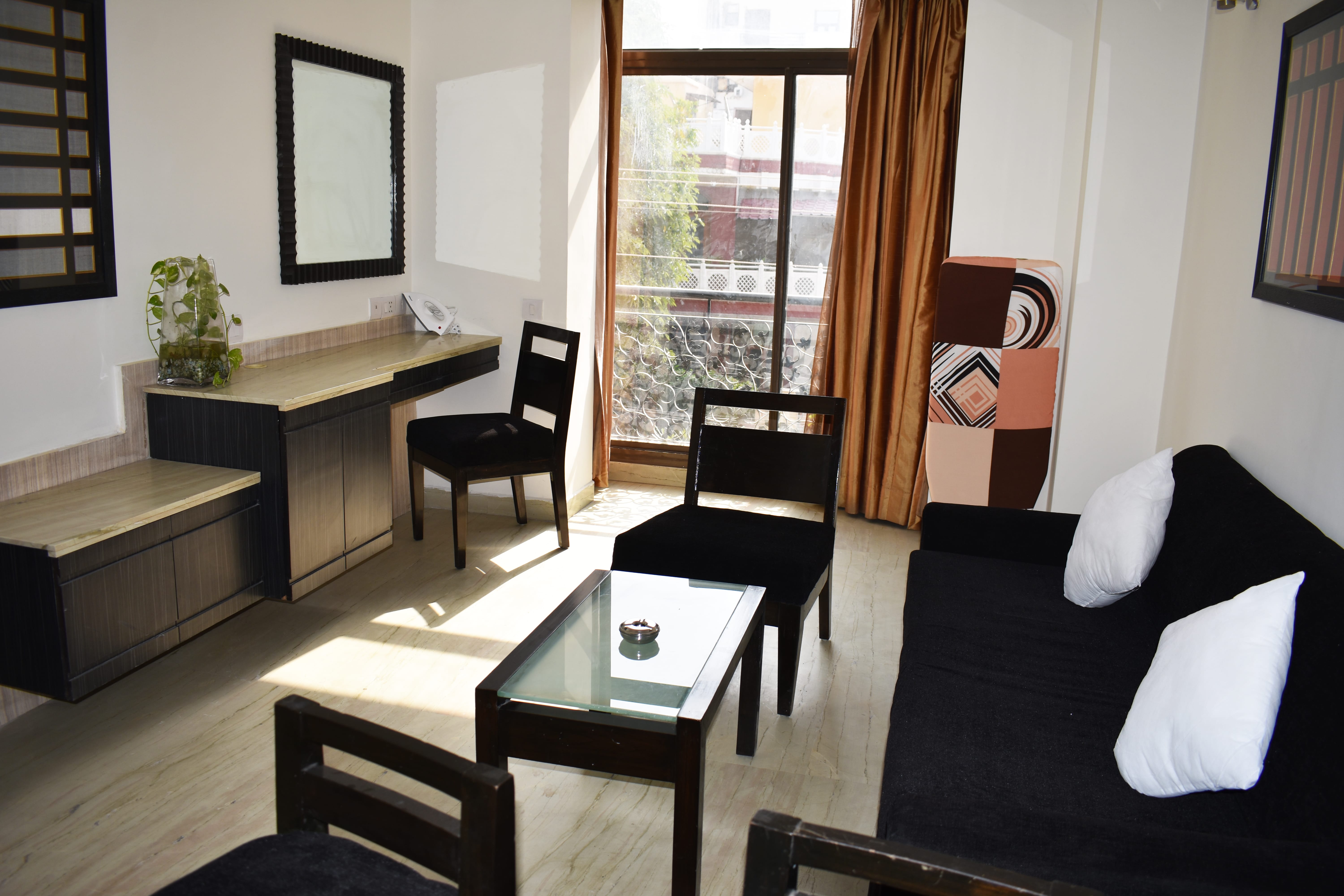 BedChambers Serviced apartments, Sector 40, Gurgaon 5