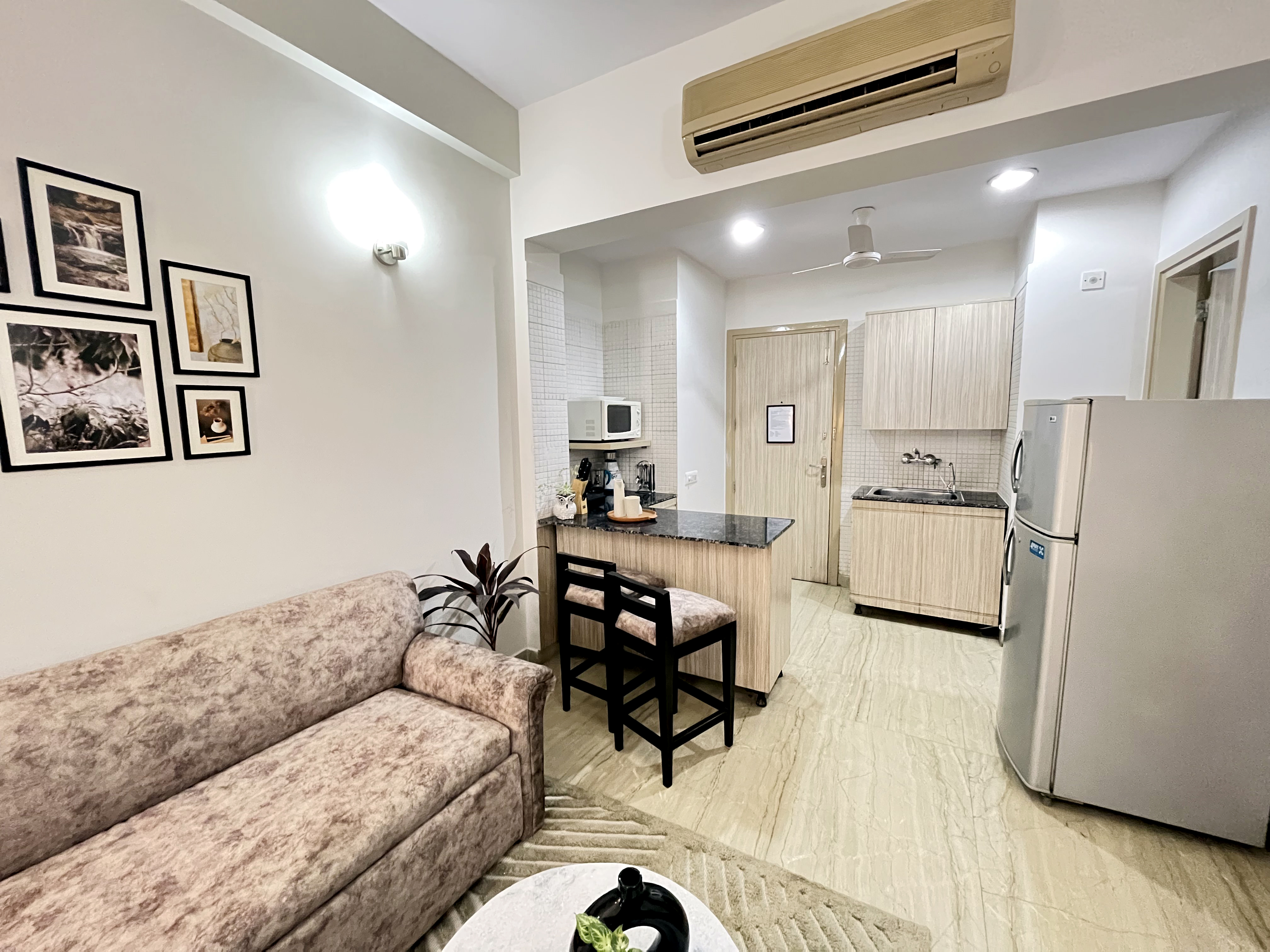 Bedchambers Luxurious 1BHK Serviced Apartment, Gurgaon 4