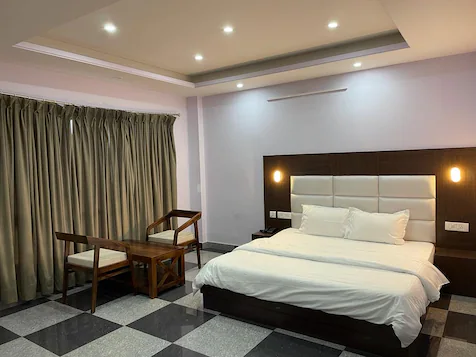 The Daffodils - White House, Shimla 2