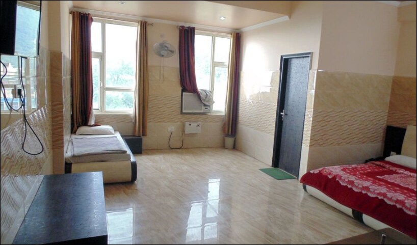 Hotel Uma Palace , Katra, Katra 4