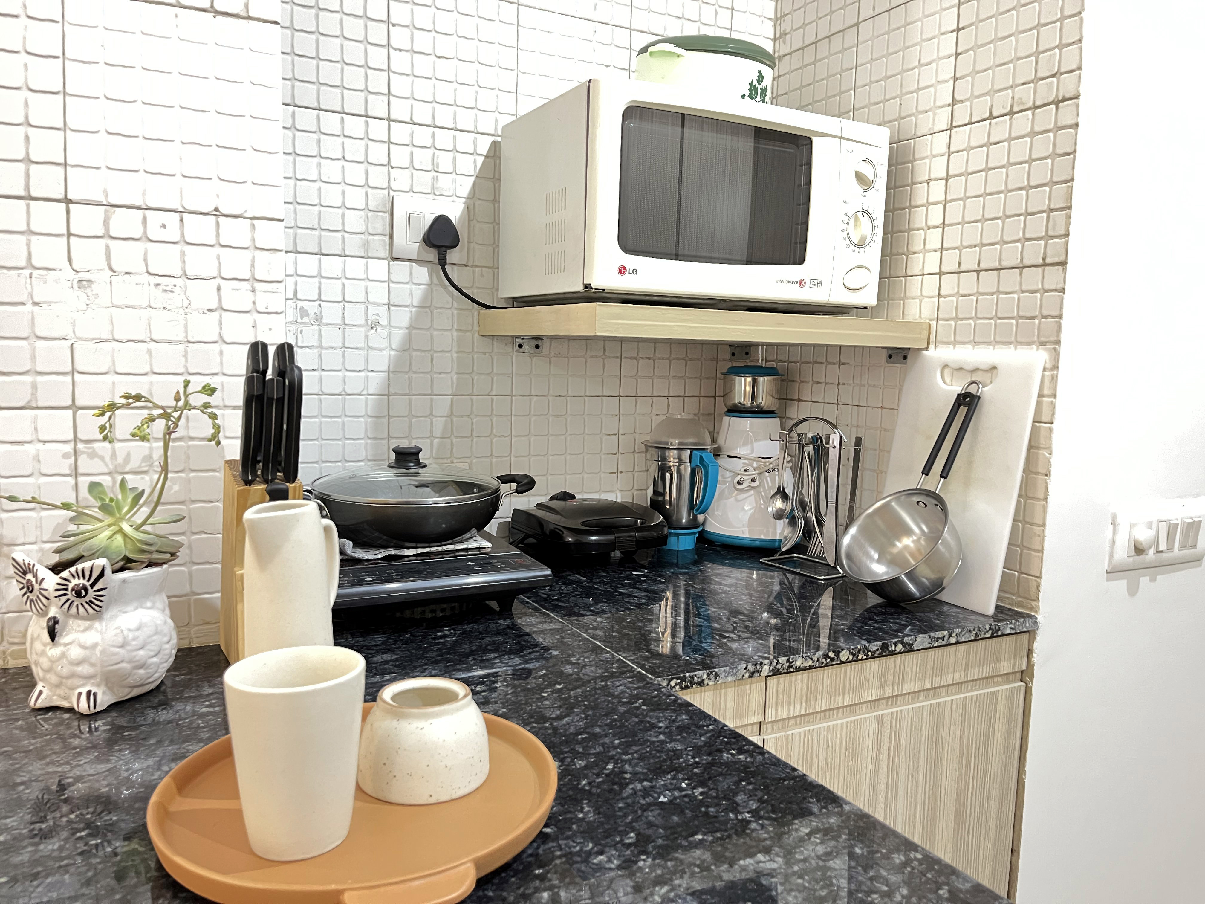 1 BHK Serviced Apartment in Gurgaon by Bedchambers