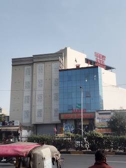 Hotel Samrat