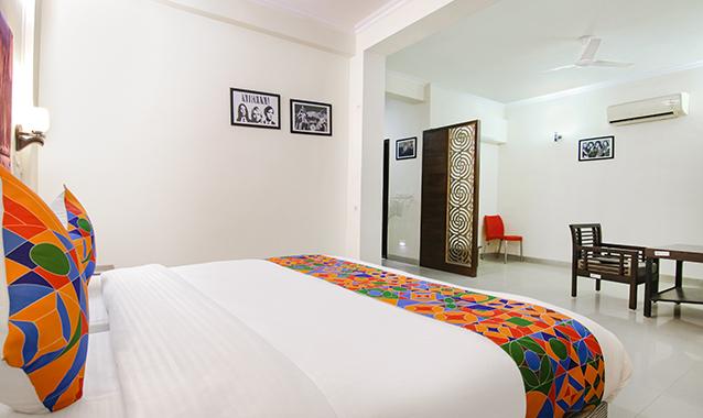 FabHotel Rivlet Inn, Gurgaon 5