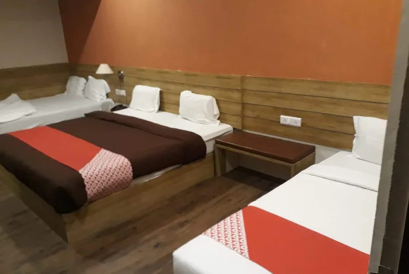 Hotel R B International