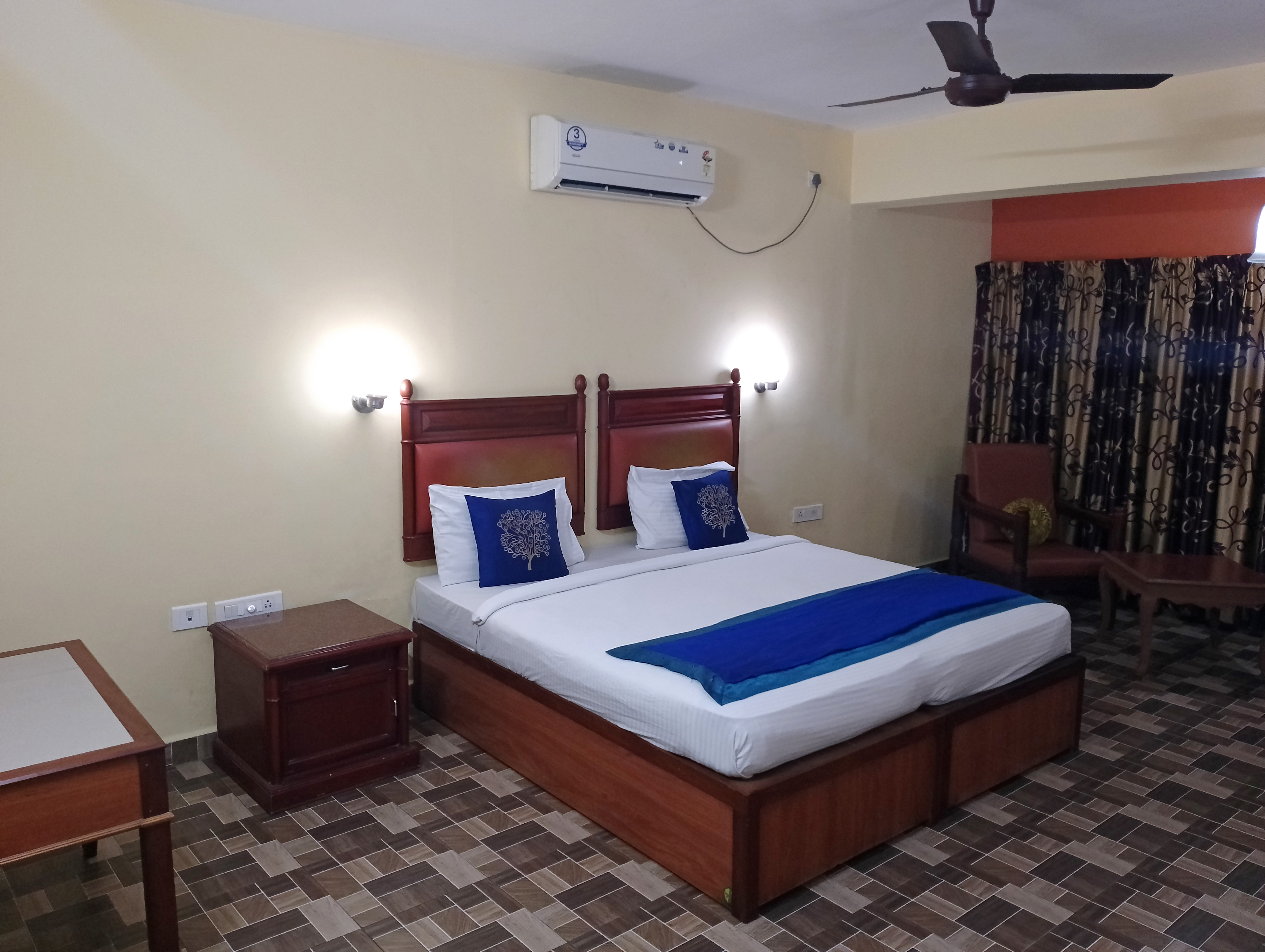 Standard AC Double/Twin