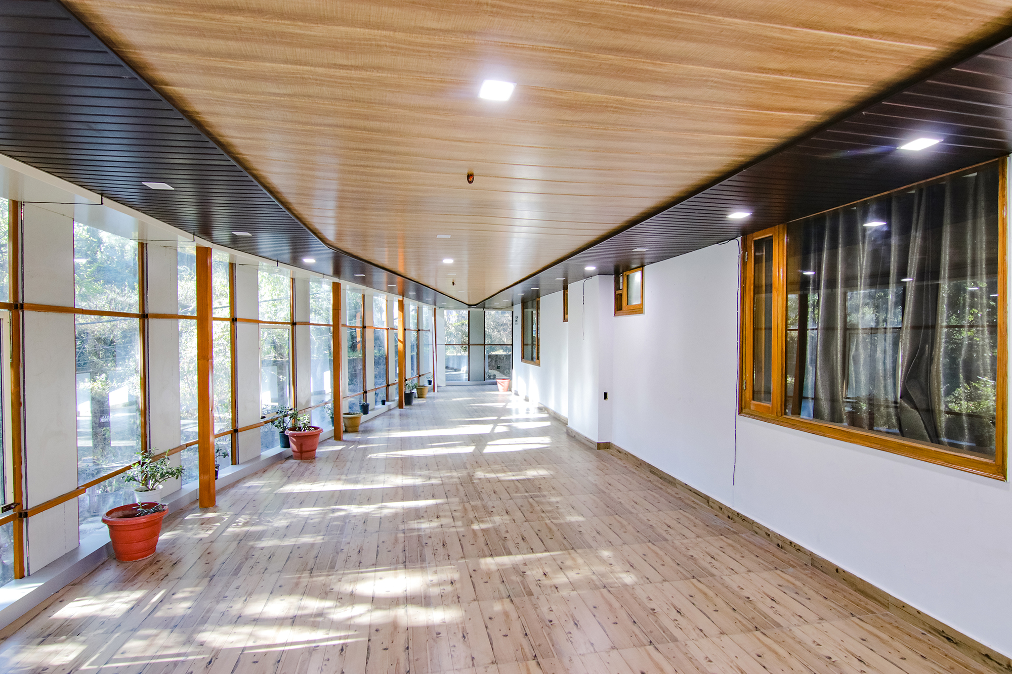 FabHotel Prime Olive Lake View, Bhimtal 3
