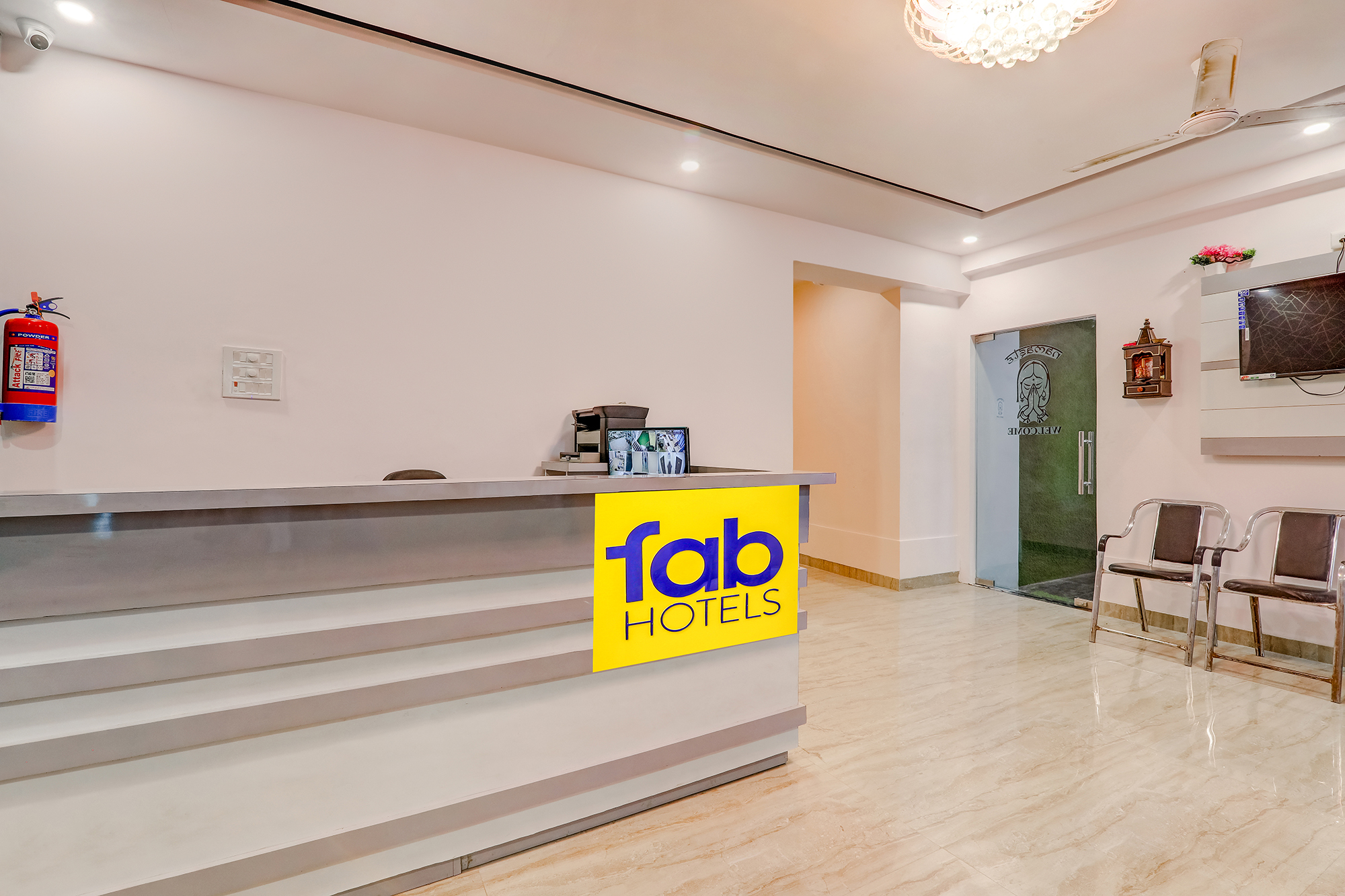 FabHotel Silver Stone Inn, Lucknow 2
