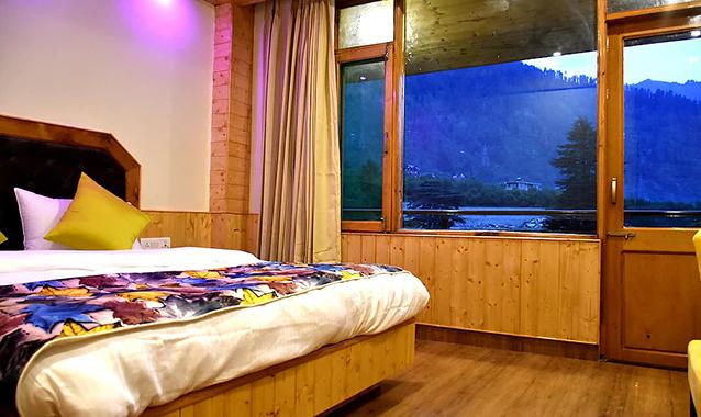 FabHotel The Wood Rock Castle, Manali 3