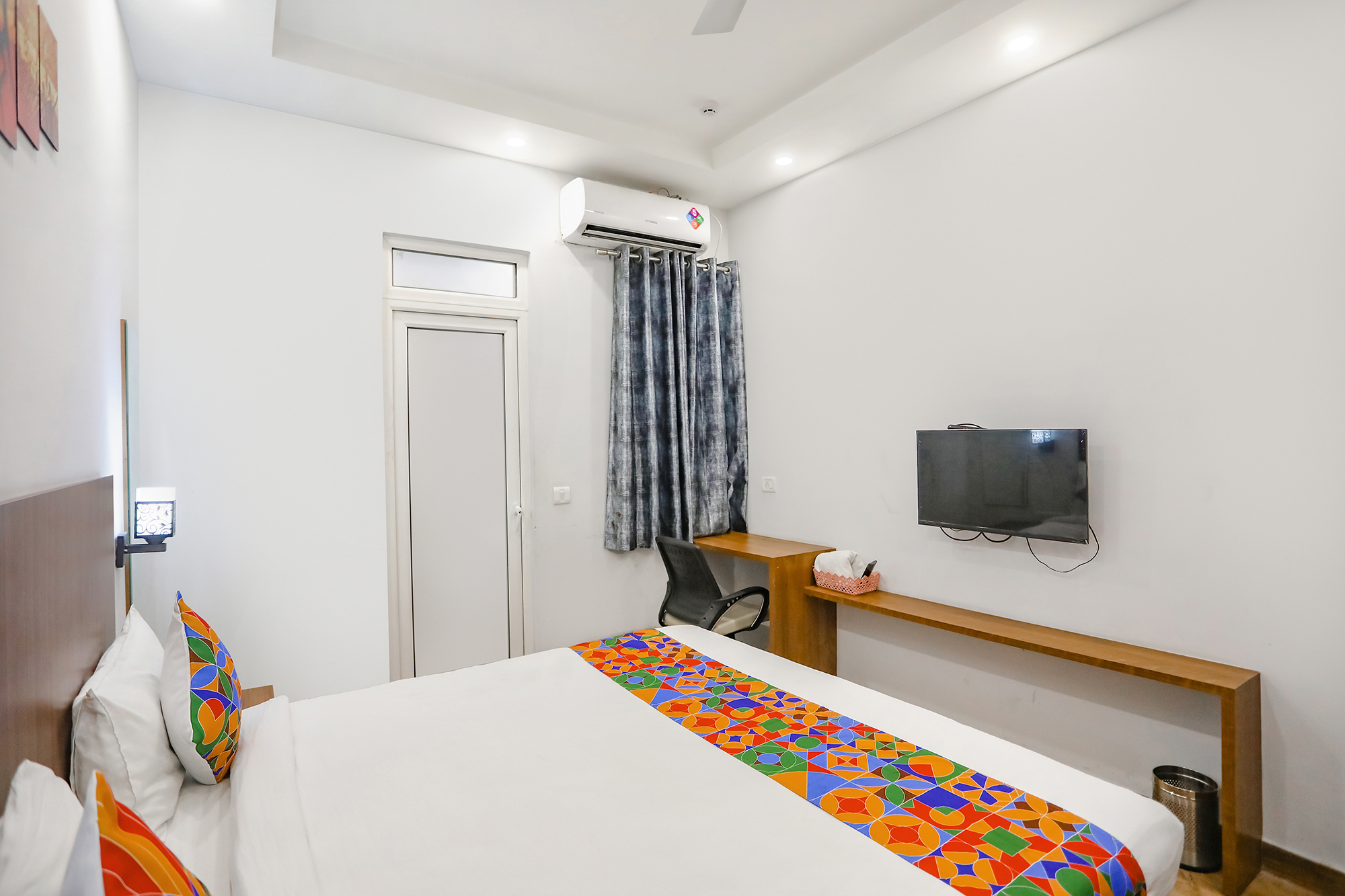 FabHotel F9 Indirapuram, Ghaziabad 5