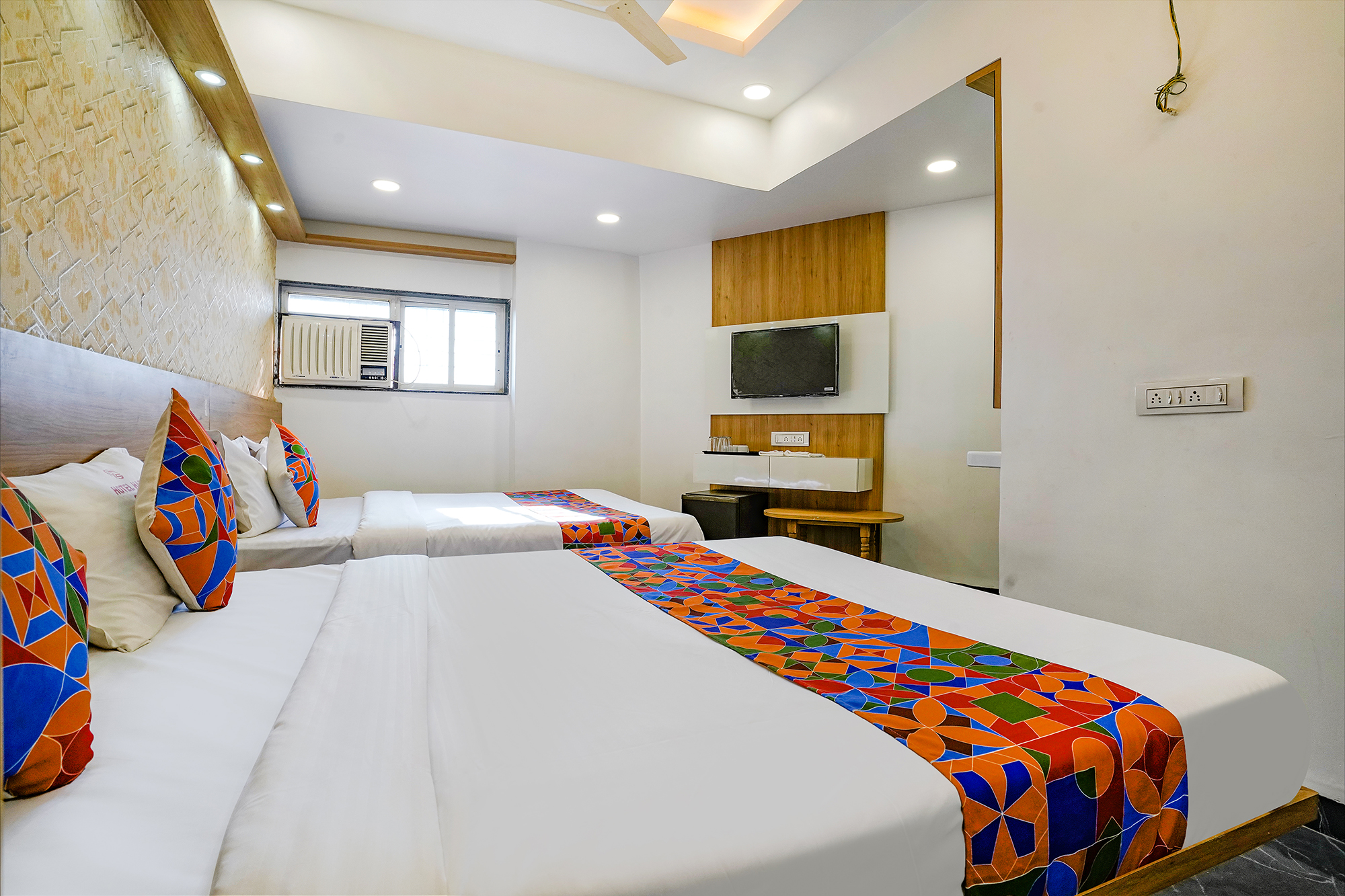 FabHotel Galaxy Stay, Pune 4