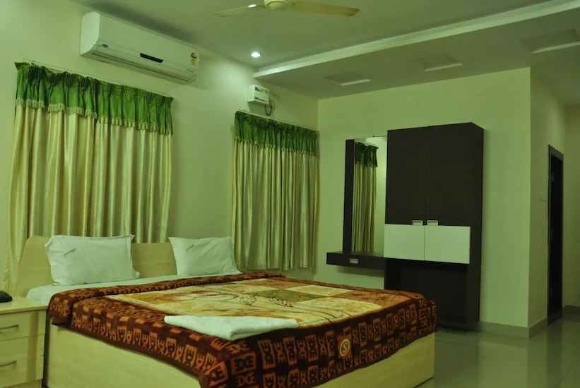 Hotel Jagadeeswari, Rajahmundry 2