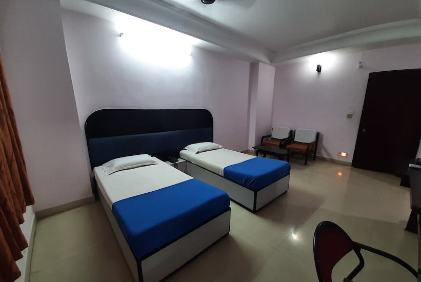 Hotel Ratna Palace, Rajahmundry 2