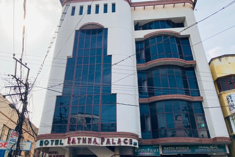 Hotel Ratna Palace, Rajahmundry 5